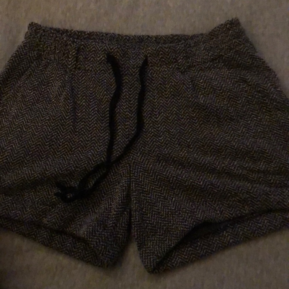 Shorts - Picture 2 of 2